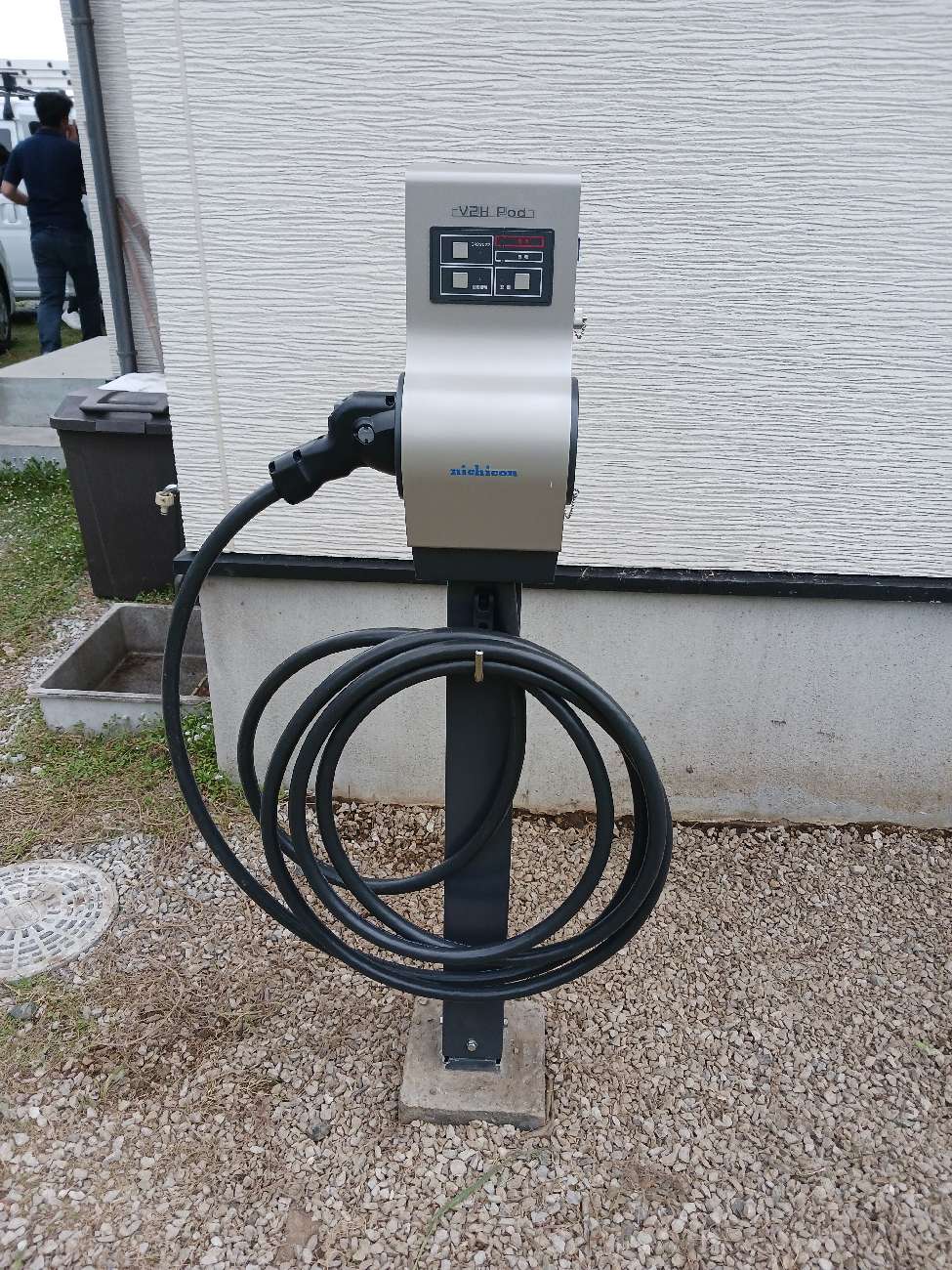 蓄電池　LibTowerPlus 14.9kWh　＋　V2H ニチコンT3 セパレート型　設置工事 画像