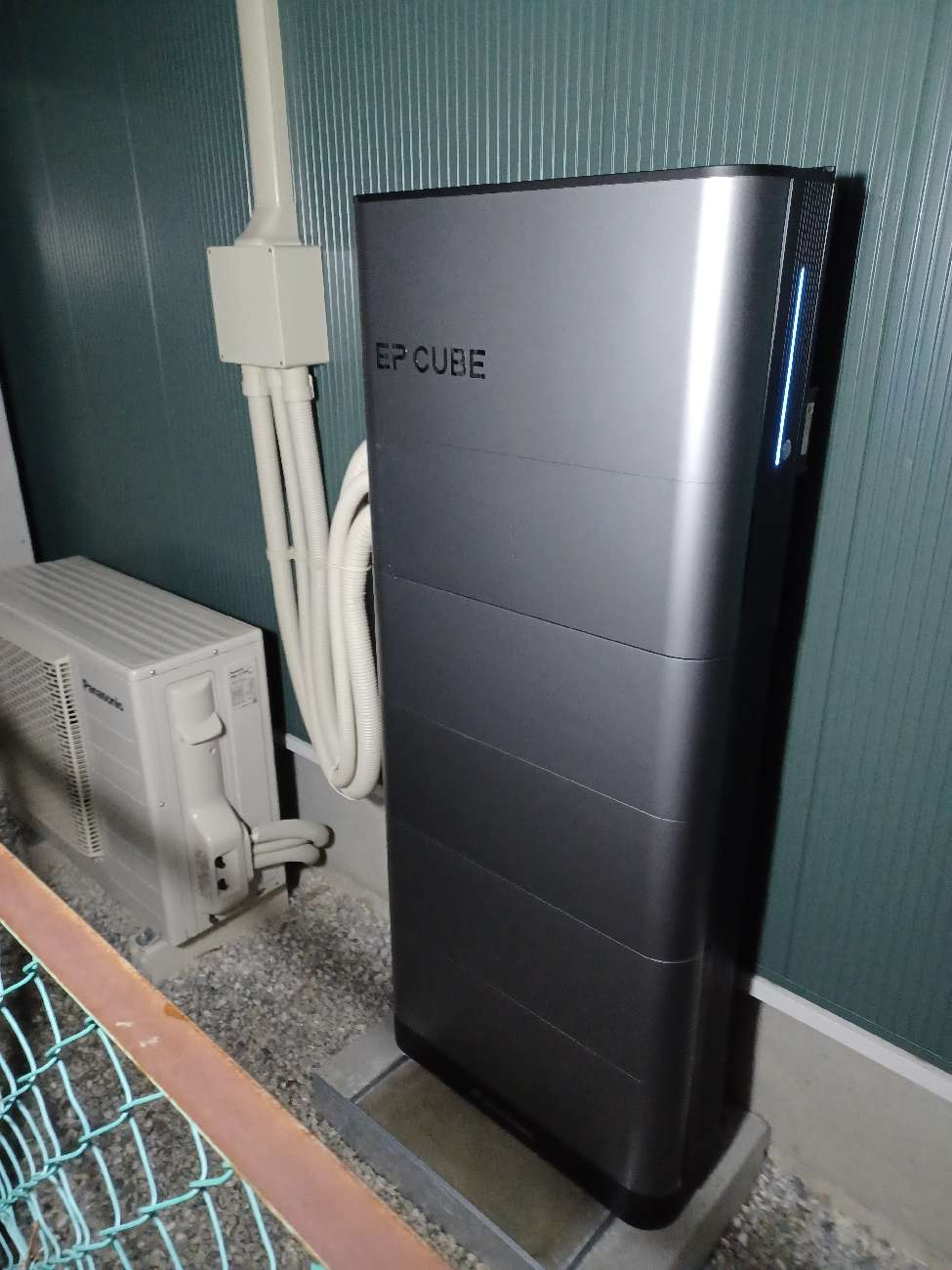 カナディアンソーラー　EP CUBE設置工事をしました！ 画像