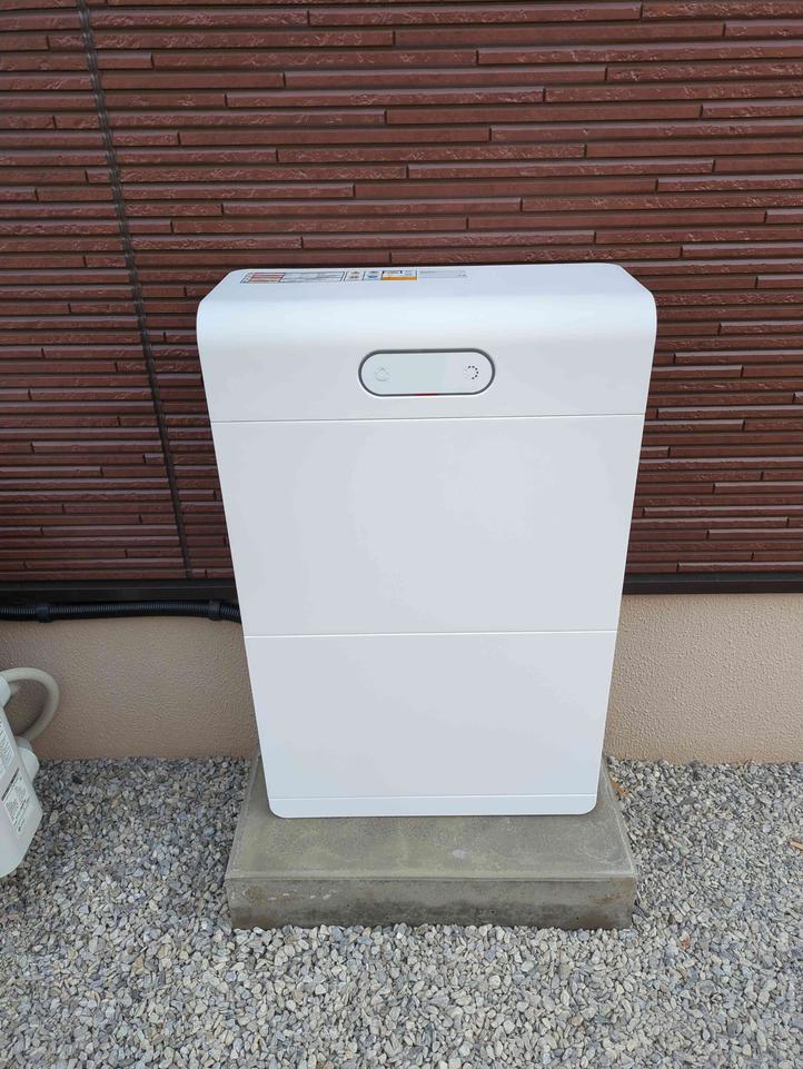 DMM.Comの蓄電池を設置しました! 画像