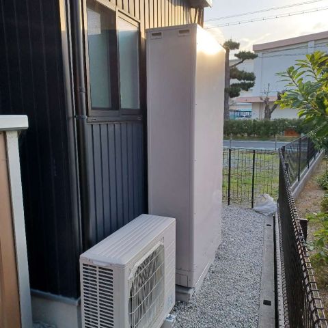 E様邸